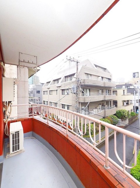 apartment 東京都港区南青山５丁目6番19号 MA5