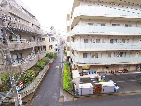 apartment 東京都港区南青山５丁目6番19号 MA5