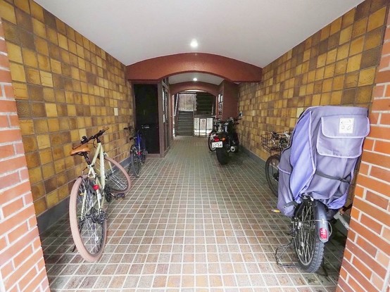 apartment 東京都港区南青山５丁目6番19号 MA5