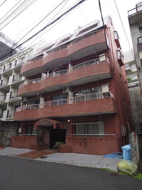 apartment 東京都港区南青山５丁目6番19号 MA5