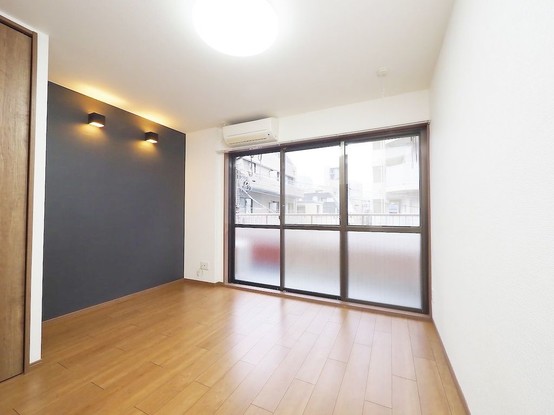 apartment 東京都港区南青山５丁目6番19号 MA5