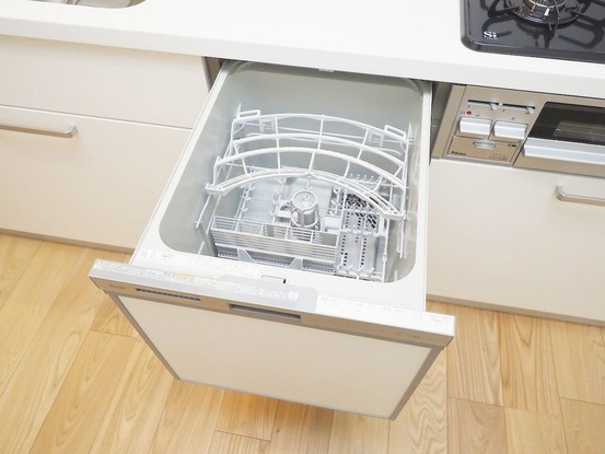 apartment 東京都港区南青山５丁目6番19号 MA5