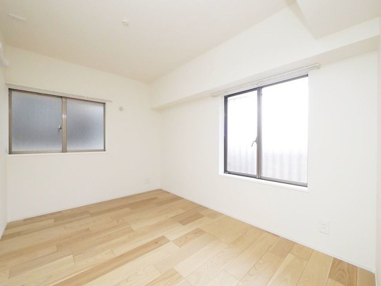 apartment 東京都港区南青山５丁目6番19号 MA5
