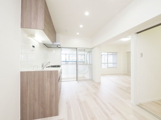 apartment 東京都港区南青山５丁目6番19号 MA5