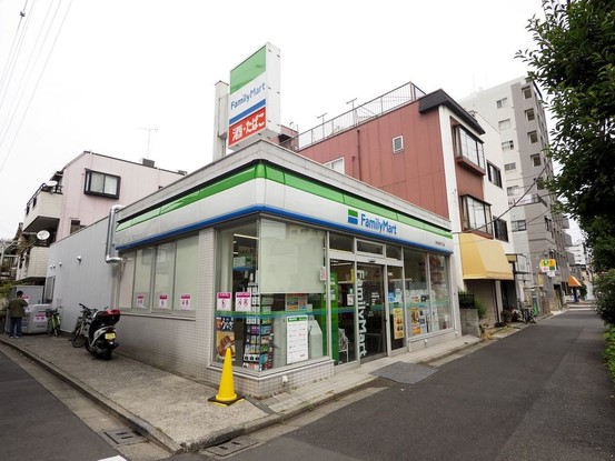 apartment 東京都港区南青山５丁目6番19号 MA5