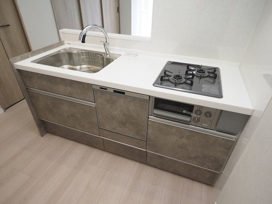 apartment 東京都港区南青山５丁目6番19号 MA5