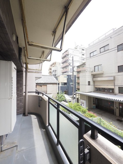 apartment 東京都港区南青山５丁目6番19号 MA5