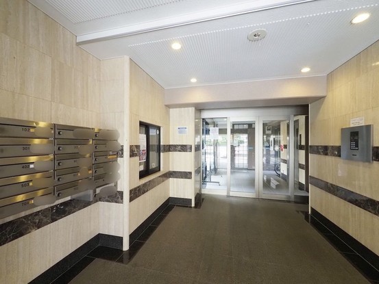 apartment 東京都港区南青山５丁目6番19号 MA5
