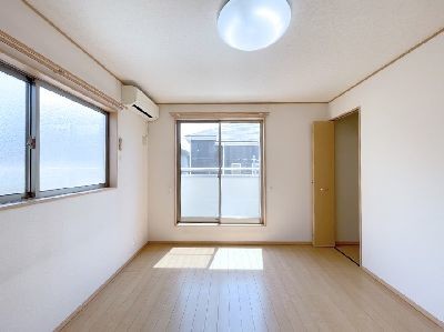 detached 埼玉県北足立郡伊奈町学園２丁目
地図を見る