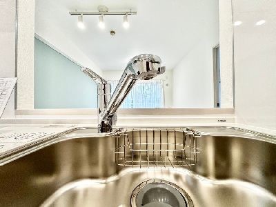 apartment 埼玉県さいたま市浦和区神明２丁目12-10