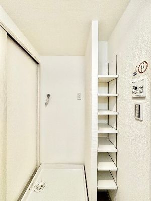 apartment 埼玉県さいたま市浦和区神明２丁目12-10