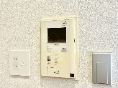 apartment 埼玉県蕨市錦町２丁目
地図を見る