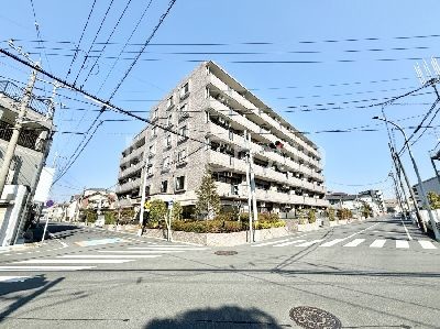 apartment 埼玉県蕨市錦町２丁目
地図を見る