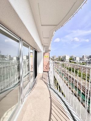 apartment 埼玉県さいたま市浦和区神明２丁目12-10