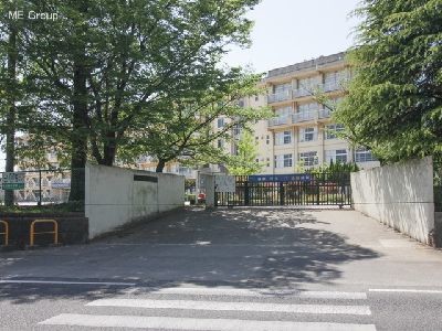 apartment 埼玉県さいたま市浦和区神明２丁目12-10