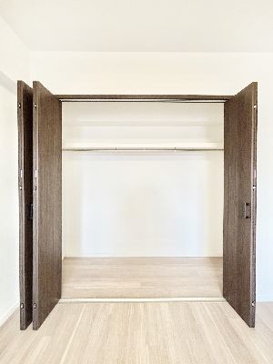 apartment 埼玉県さいたま市浦和区神明２丁目12-10