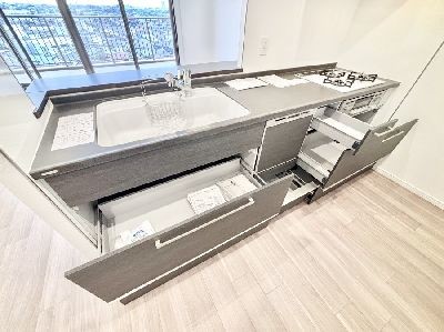 apartment 埼玉県さいたま市浦和区神明２丁目12-10