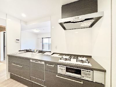 apartment 埼玉県さいたま市浦和区神明２丁目12-10