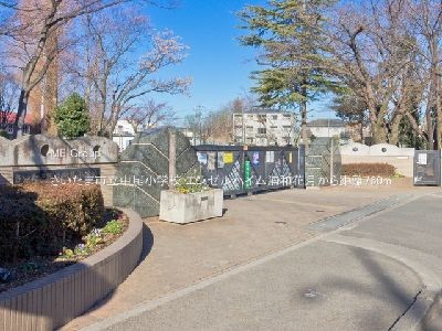 apartment 埼玉県さいたま市浦和区神明２丁目12-10