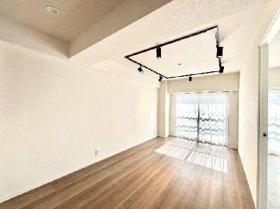 apartment 埼玉県さいたま市浦和区神明２丁目12-10