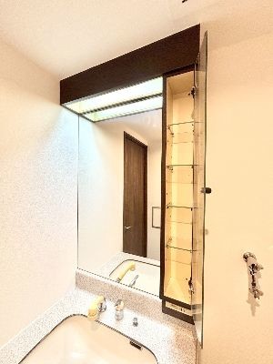 apartment 埼玉県さいたま市浦和区神明２丁目12-10