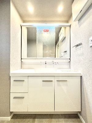 apartment 埼玉県和光市白子３丁目
地図を見る