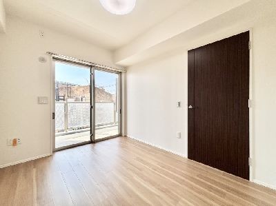 apartment 埼玉県さいたま市浦和区神明２丁目12-10