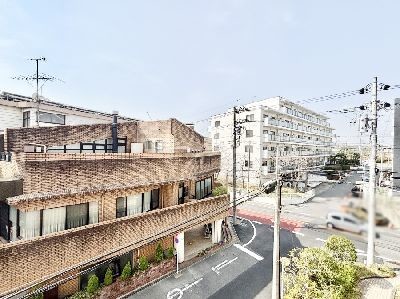 apartment 埼玉県さいたま市浦和区神明２丁目12-10