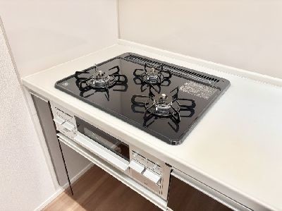 apartment 埼玉県さいたま市浦和区神明２丁目12-10