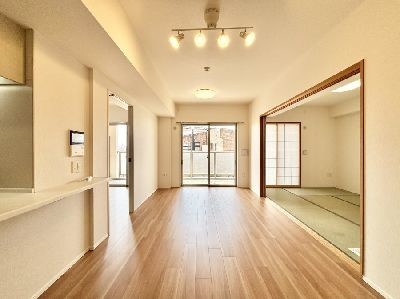 apartment 埼玉県さいたま市浦和区神明２丁目12-10