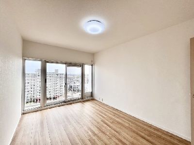 apartment 埼玉県さいたま市浦和区神明２丁目12-10