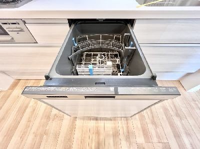 apartment 埼玉県さいたま市浦和区神明２丁目12-10