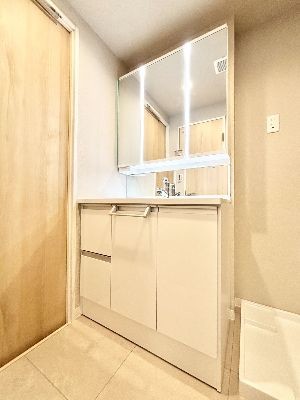 apartment 埼玉県さいたま市浦和区神明２丁目12-10