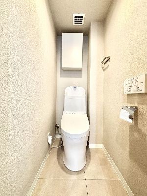 apartment 埼玉県さいたま市浦和区神明２丁目12-10
