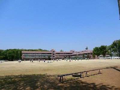 apartment 埼玉県さいたま市浦和区神明２丁目12-10