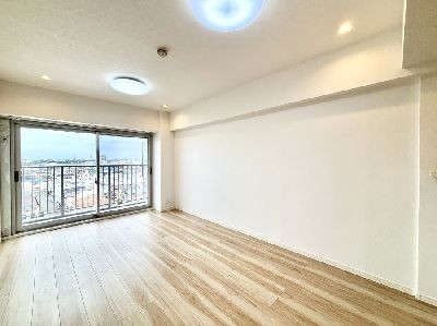 apartment 埼玉県さいたま市浦和区神明２丁目12-10