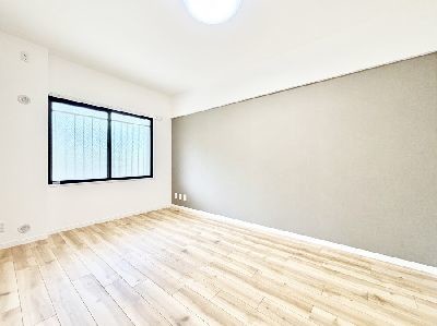 apartment 埼玉県さいたま市浦和区神明２丁目12-10