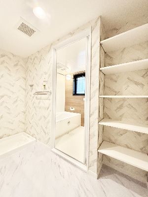 apartment 埼玉県さいたま市浦和区神明２丁目12-10