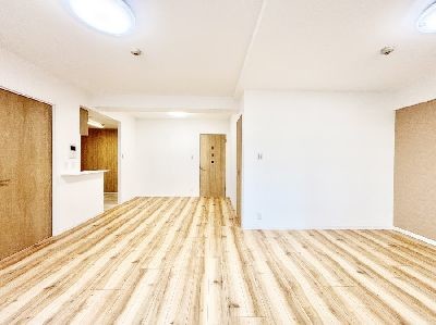 apartment 埼玉県さいたま市浦和区神明２丁目12-10