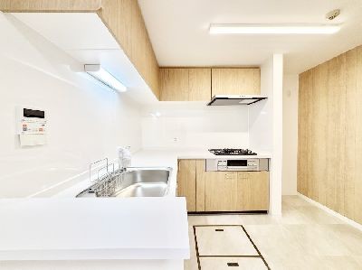 apartment 埼玉県さいたま市浦和区神明２丁目12-10