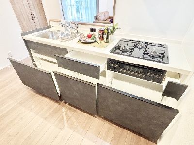 apartment 埼玉県さいたま市浦和区神明２丁目12-10