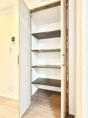 apartment 埼玉県さいたま市浦和区神明２丁目12-10