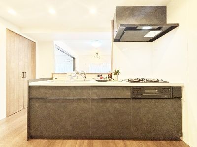 apartment 埼玉県さいたま市浦和区神明２丁目12-10