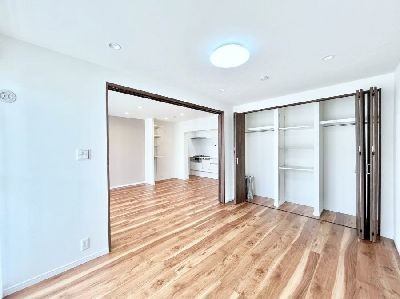 apartment 埼玉県さいたま市浦和区神明２丁目12-10