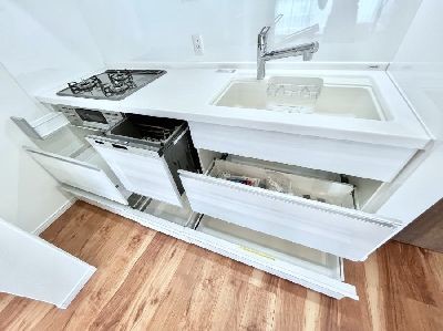 apartment 埼玉県さいたま市浦和区神明２丁目12-10