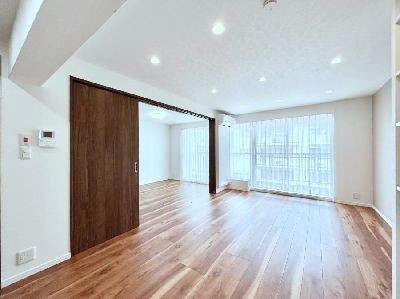 apartment 埼玉県さいたま市浦和区神明２丁目12-10