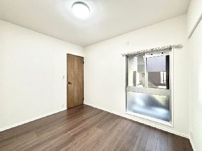 apartment 埼玉県さいたま市浦和区神明２丁目12-10