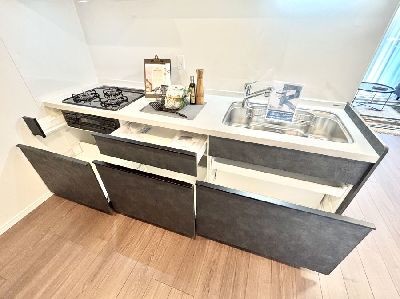 apartment 埼玉県さいたま市浦和区神明２丁目12-10