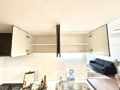apartment 埼玉県さいたま市浦和区神明２丁目12-10