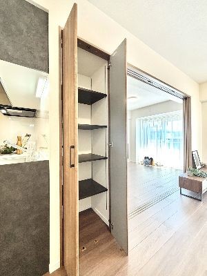 apartment 埼玉県さいたま市浦和区神明２丁目12-10